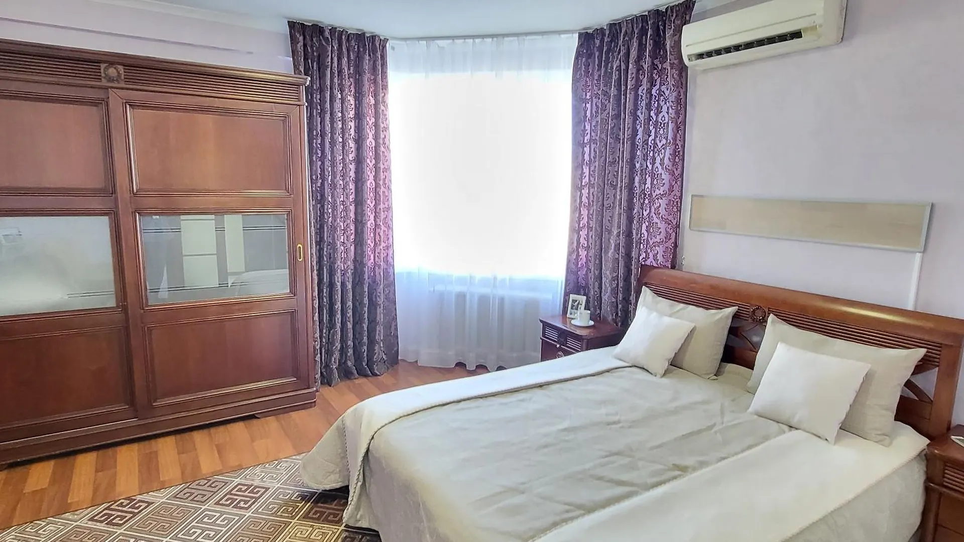 Apartment On Hryshka Street Kyiv