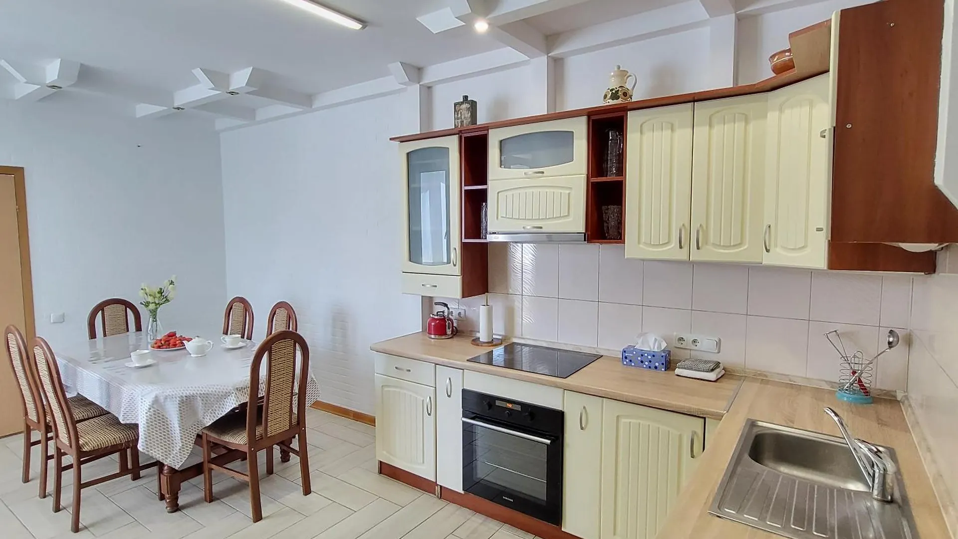 Apartment On Hryshka Street Kyiv